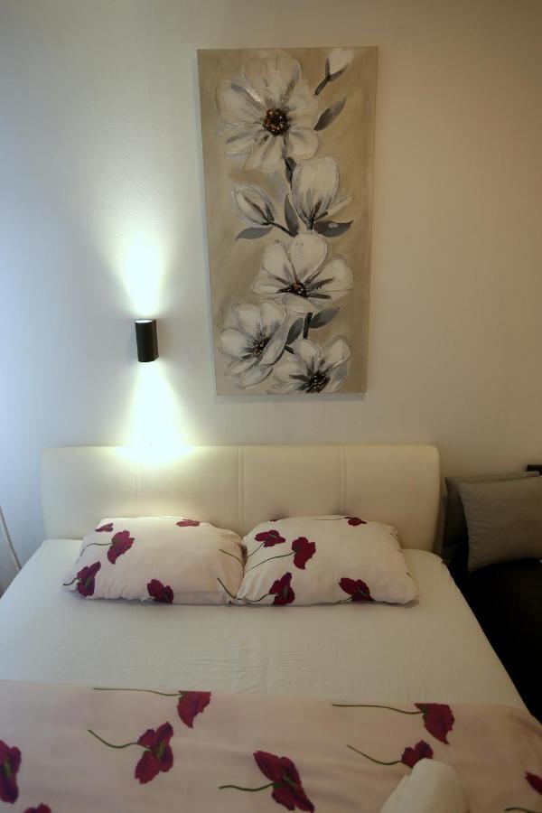 Apartments Rooms Fontane Trnje - Free Parking Zagreb Exterior foto